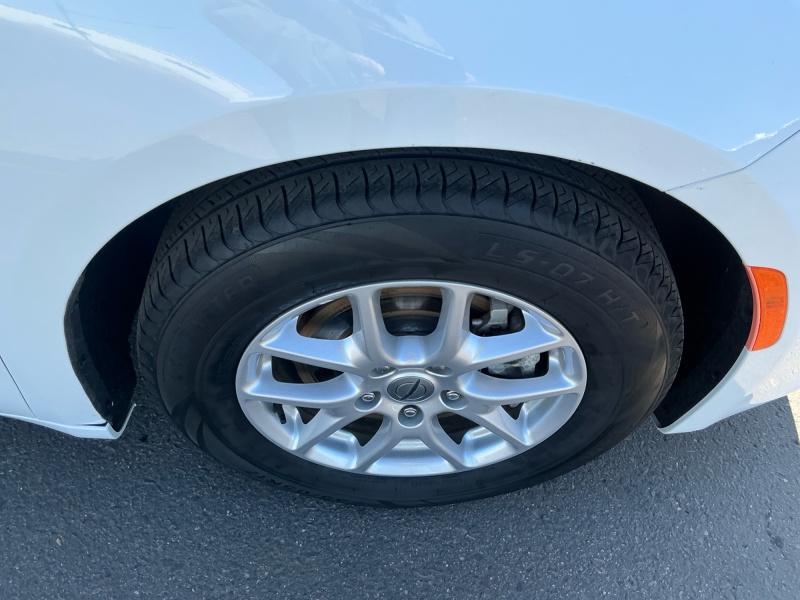 2022 Chrysler Voyager