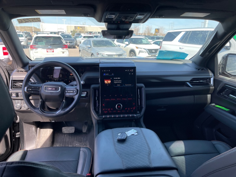 2025 GMC Yukon XL