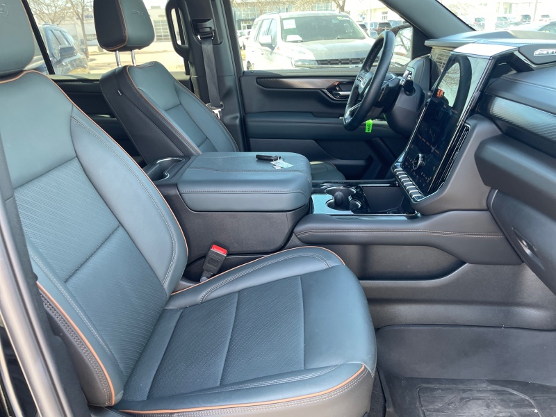 2025 GMC Yukon XL