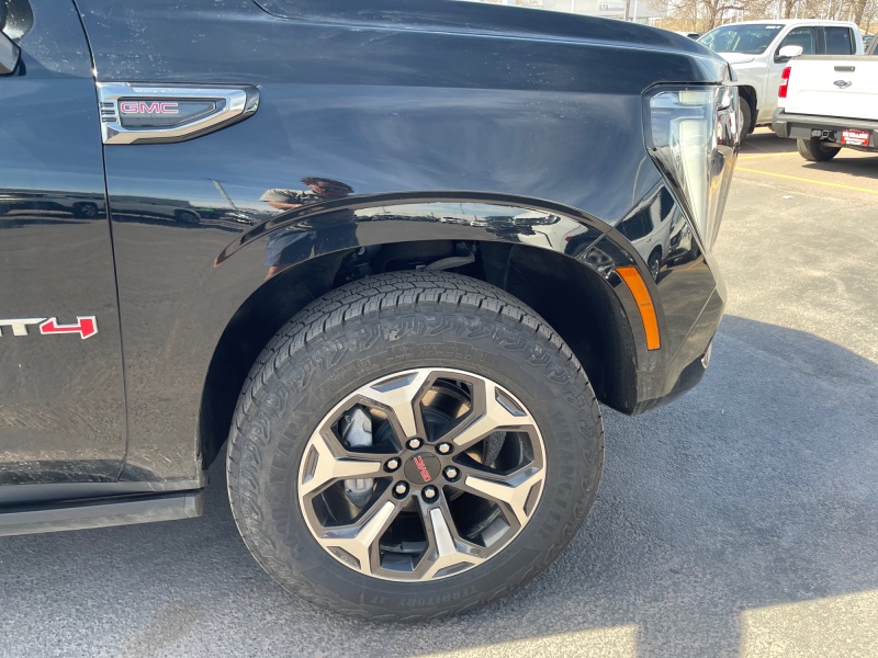 2025 GMC Yukon XL