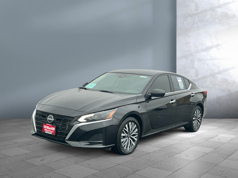 Used 2025 Nissan Altima SV Cars