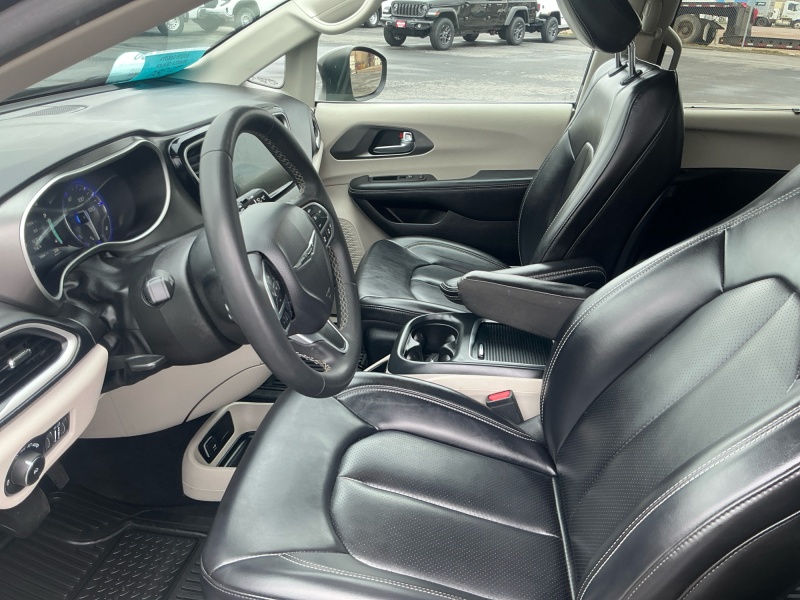 2023 Chrysler Pacifica