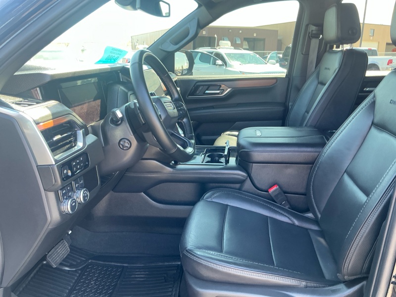 2025 GMC Yukon XL