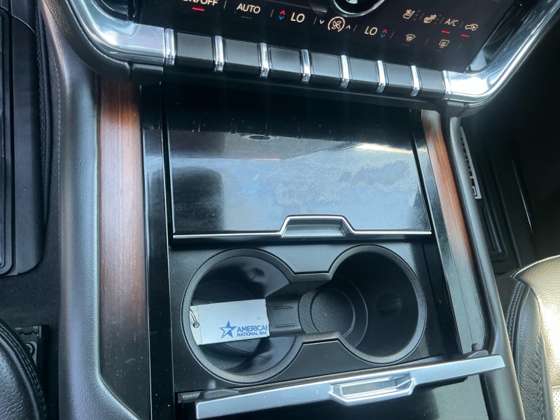 2025 GMC Yukon XL