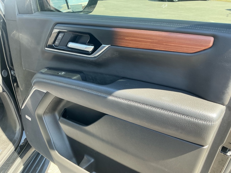 2025 GMC Yukon XL