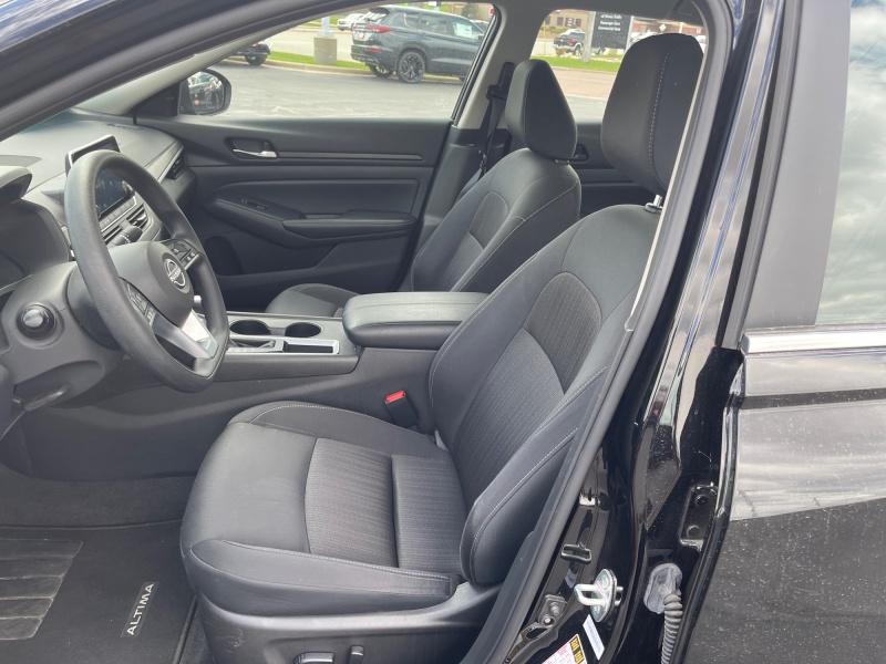 2025 Nissan Altima