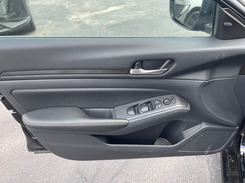 2025 Nissan Altima