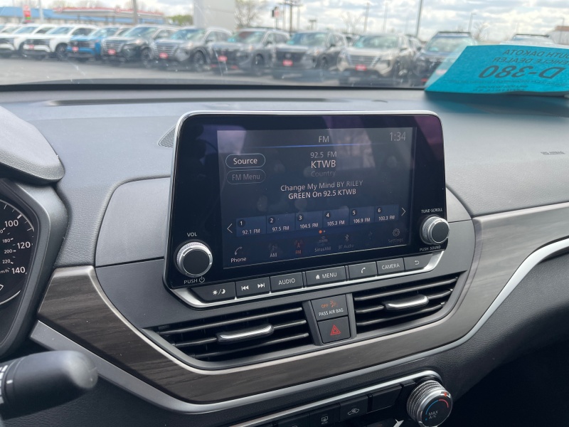 2025 Nissan Altima