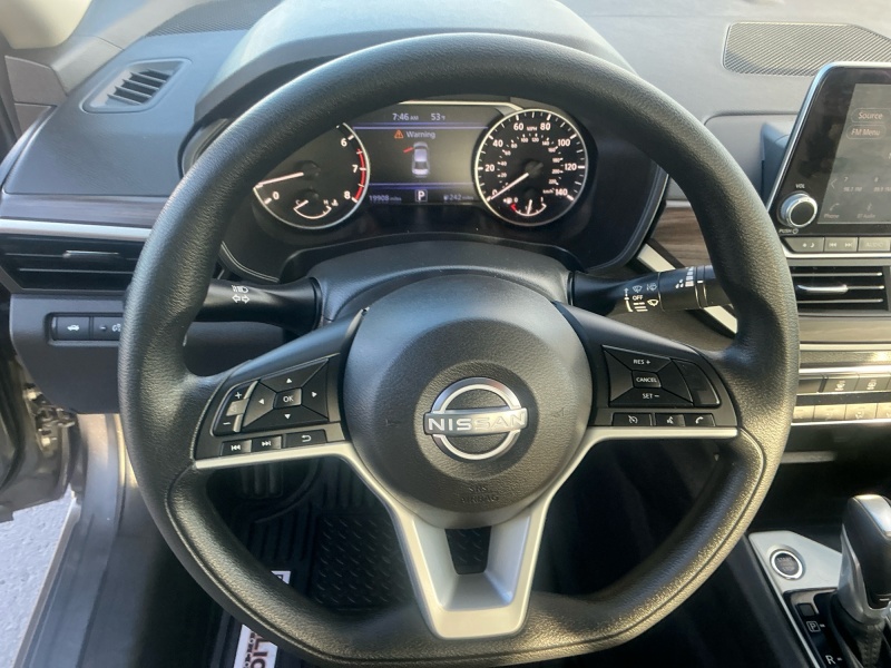 2025 Nissan Altima