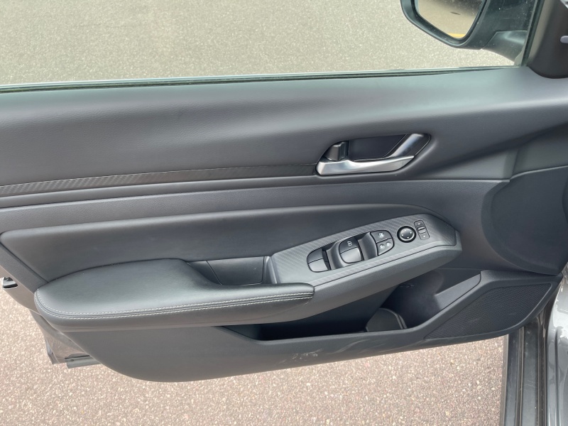 2025 Nissan Altima