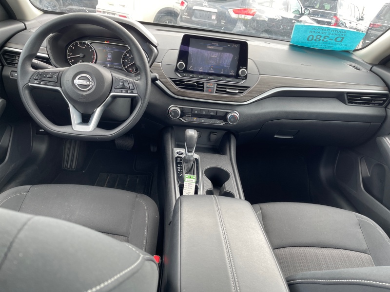 2025 Nissan Altima
