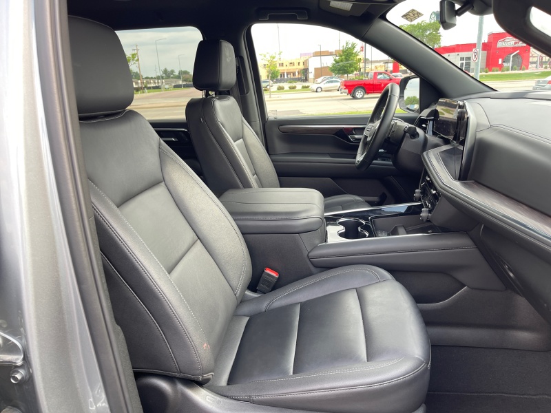 2025 Chevrolet Suburban