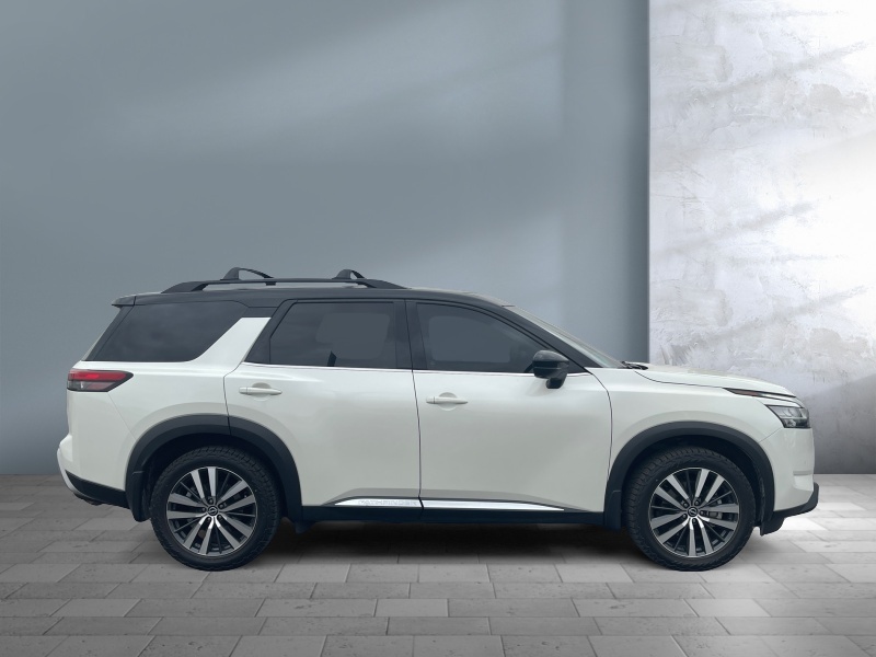 2022 Nissan Pathfinder