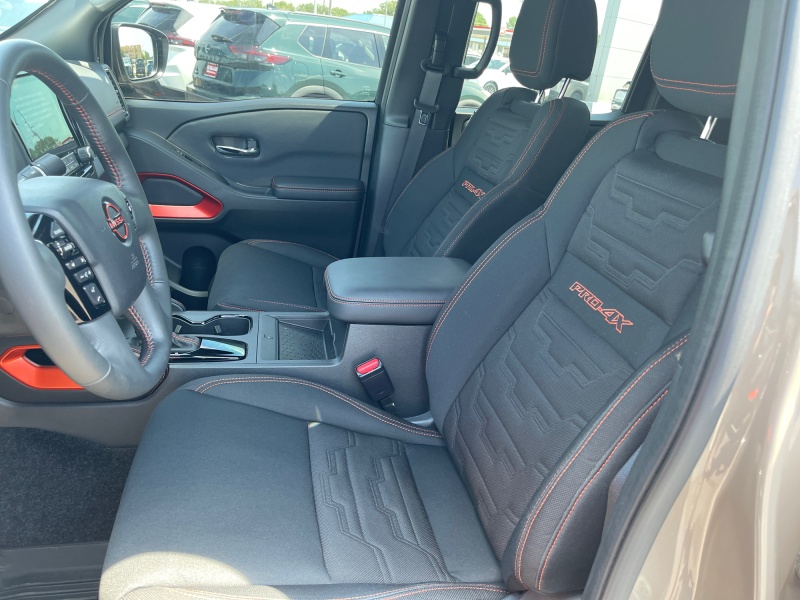 2024 Nissan Frontier