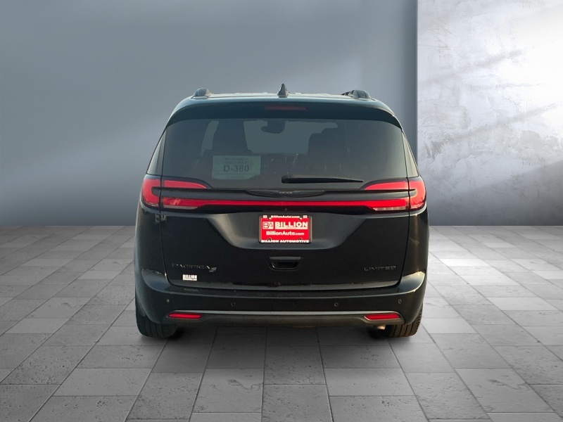 2025 Chrysler Pacifica