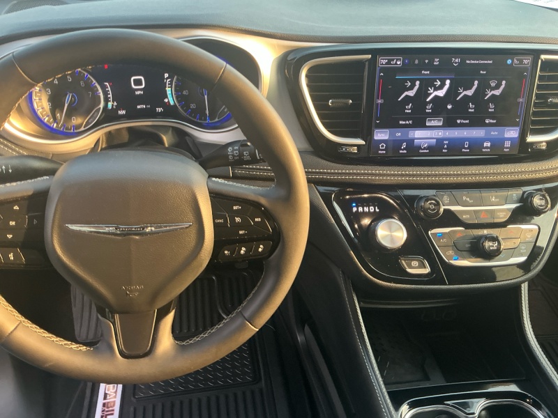 2025 Chrysler Pacifica
