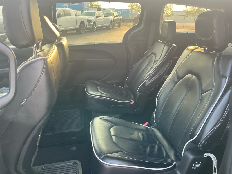 2025 Chrysler Pacifica