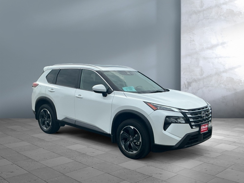 Used 2024 Nissan Rogue SV Crossovers