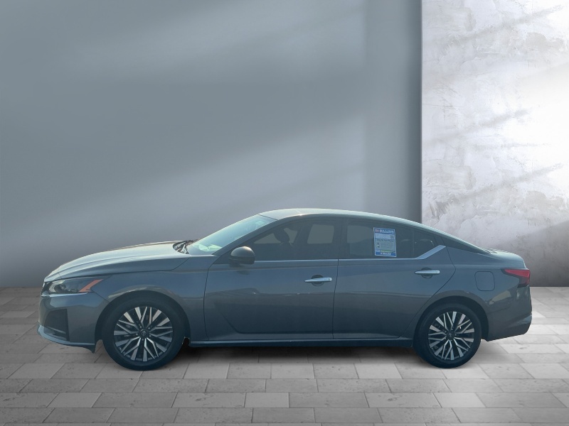 2025 Nissan Altima
