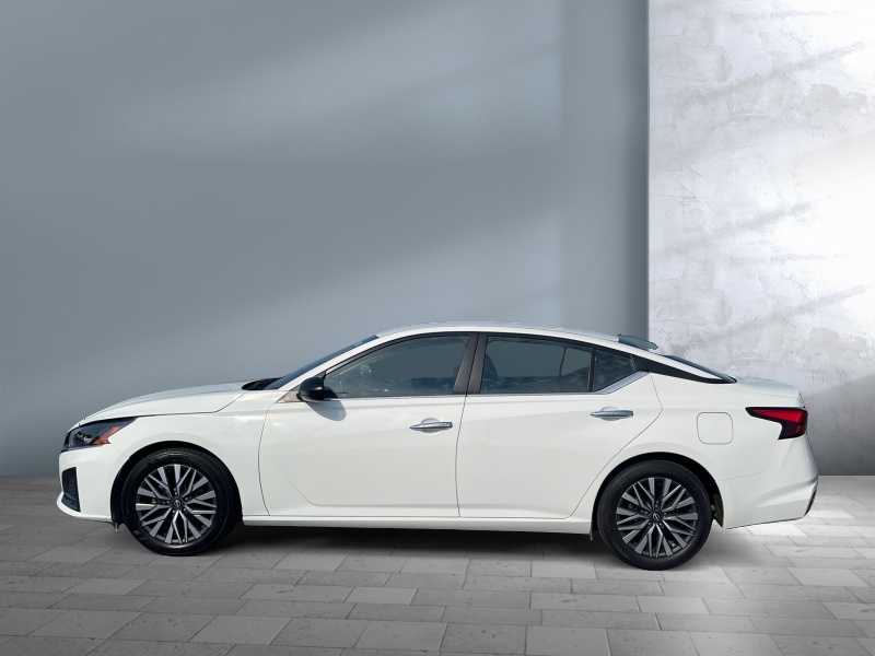 2025 Nissan Altima