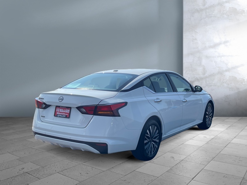 2025 Nissan Altima
