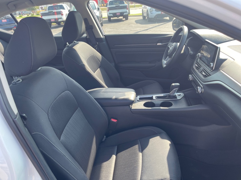 2025 Nissan Altima