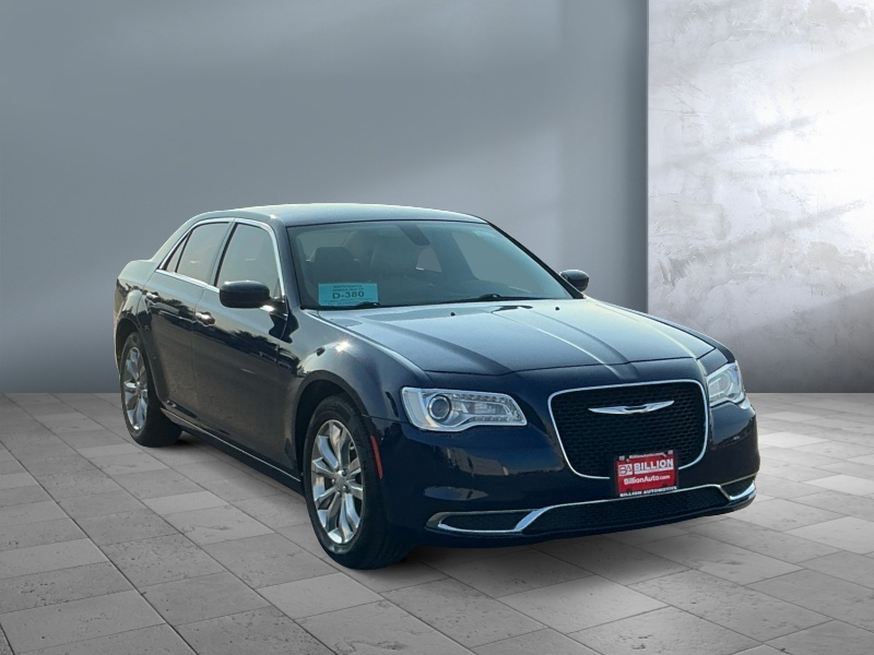2017 Chrysler 300