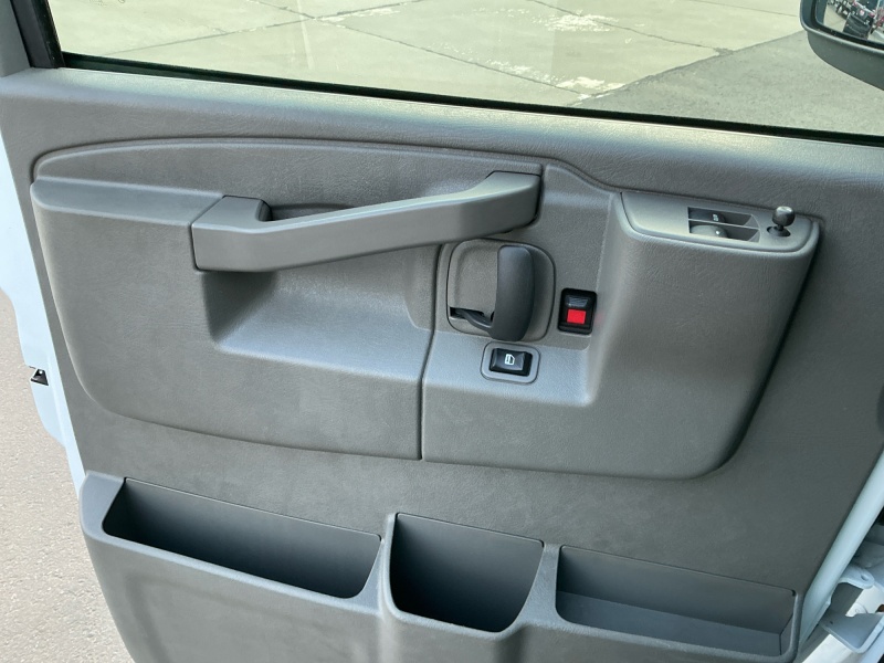 2024 Chevrolet Express Passenger