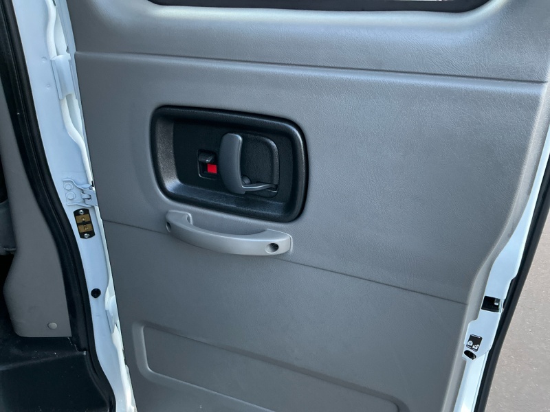 2024 Chevrolet Express Passenger