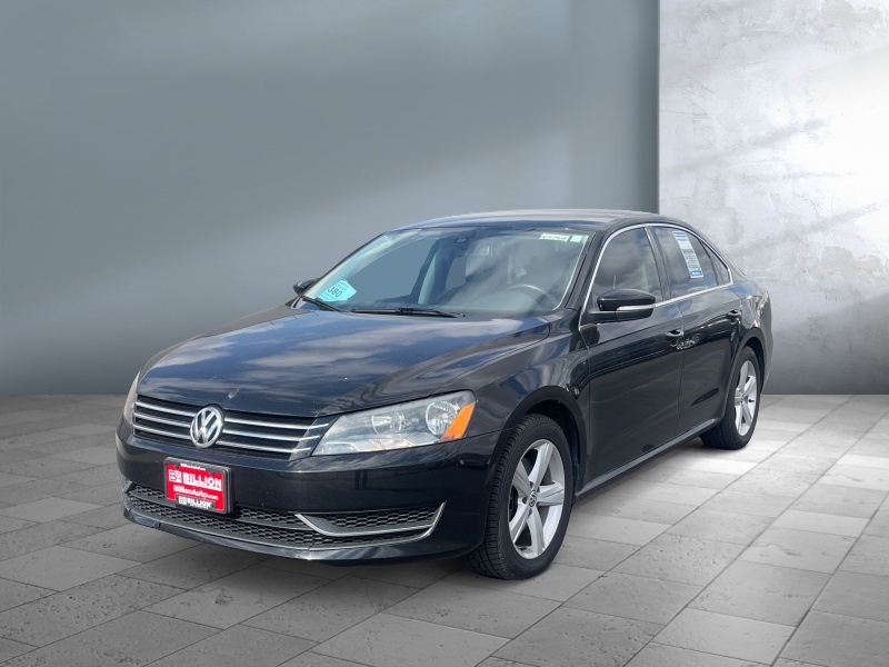 Used 2014 Volkswagen Passat SE Car