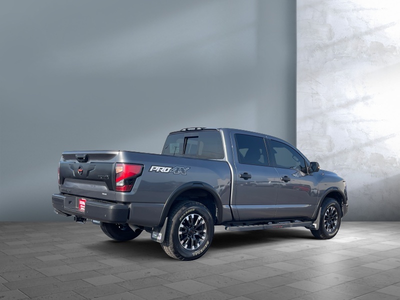 2021 Nissan Titan