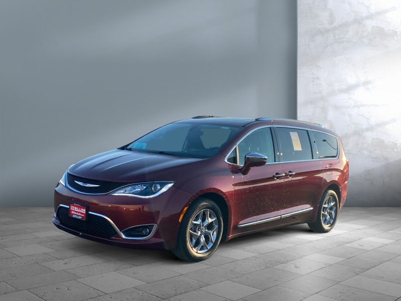 Used 2018 Chrysler Pacifica Limited Van