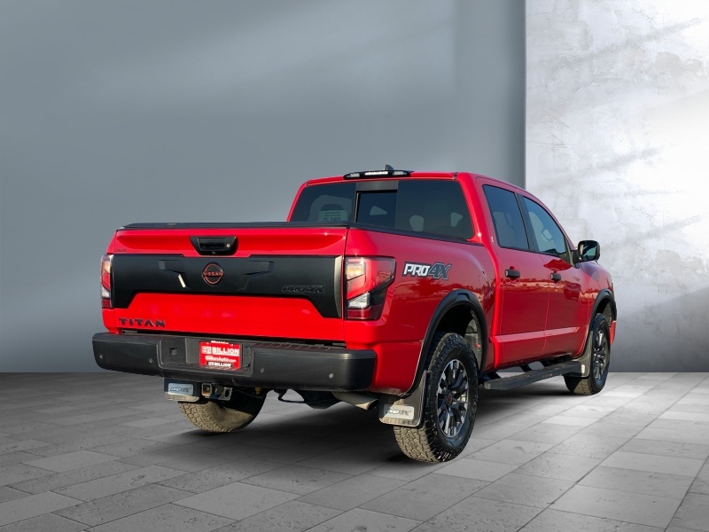 2023 Nissan Titan