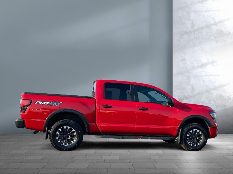 2023 Nissan Titan