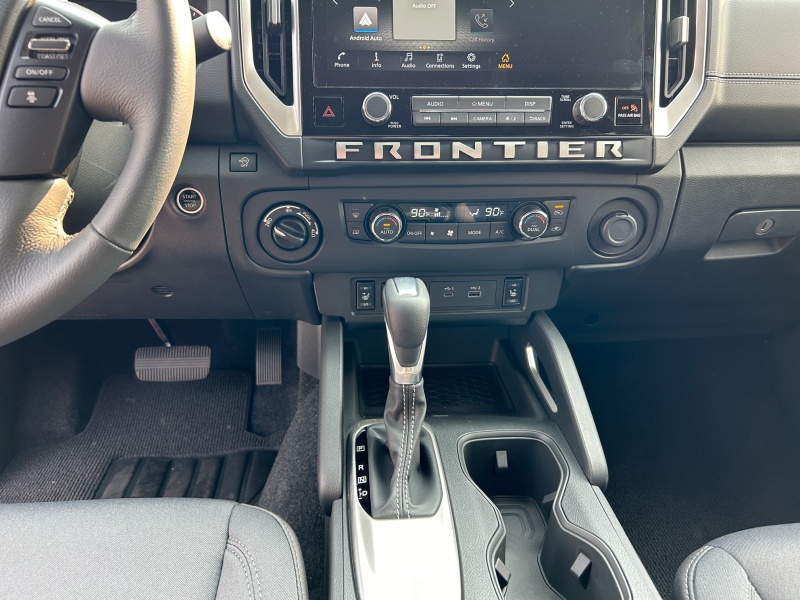 2025 Nissan Frontier