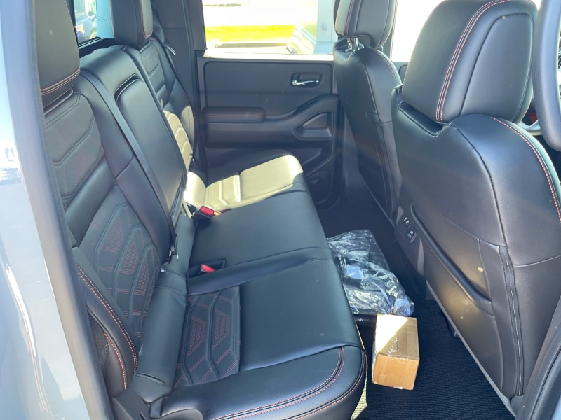2025 Nissan Frontier