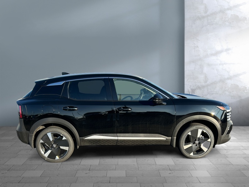 2025 Nissan Kicks