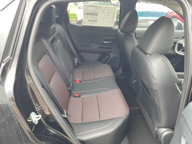 2025 Nissan Kicks