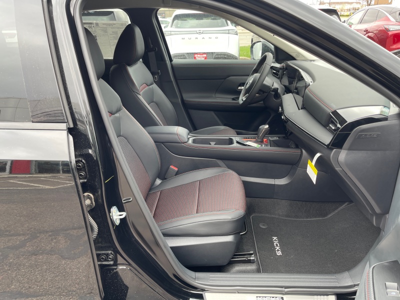 2025 Nissan Kicks