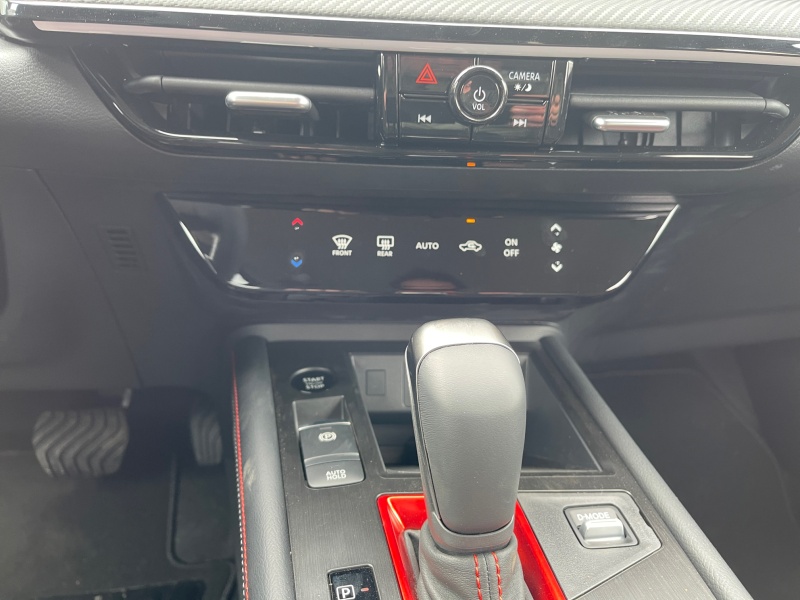 2025 Nissan Kicks