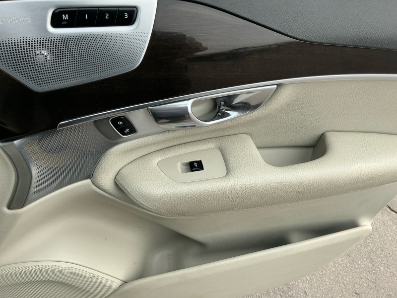 2017 Volvo XC90