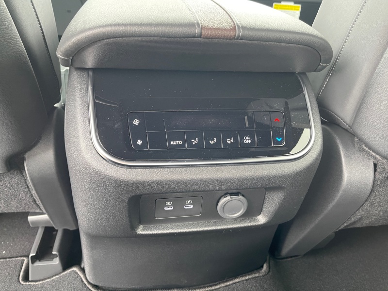 2025 Nissan Armada