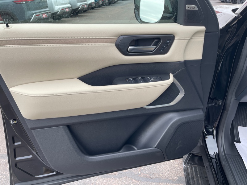 2025 Nissan Armada