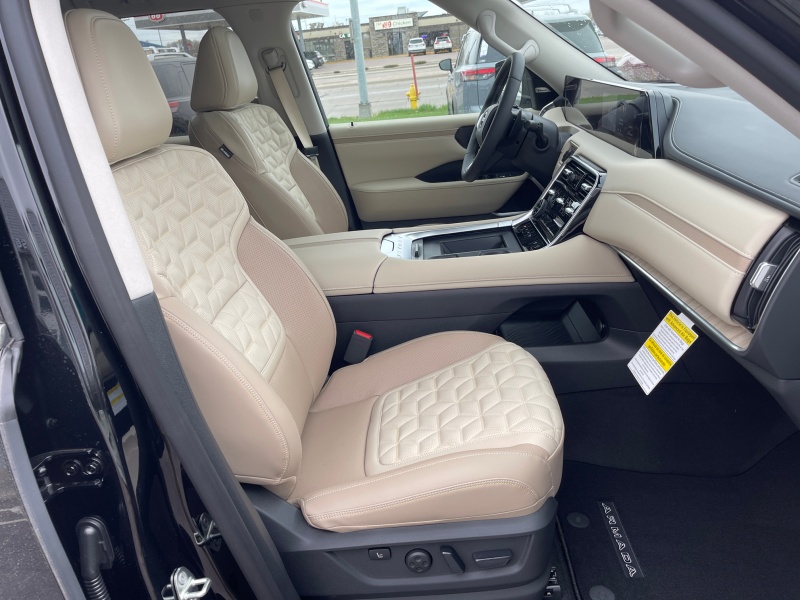 2025 Nissan Armada