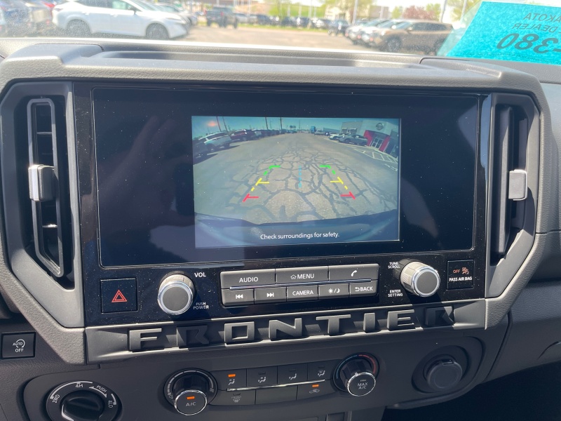 2025 Nissan Frontier