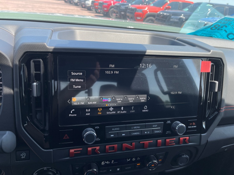 2025 Nissan Frontier