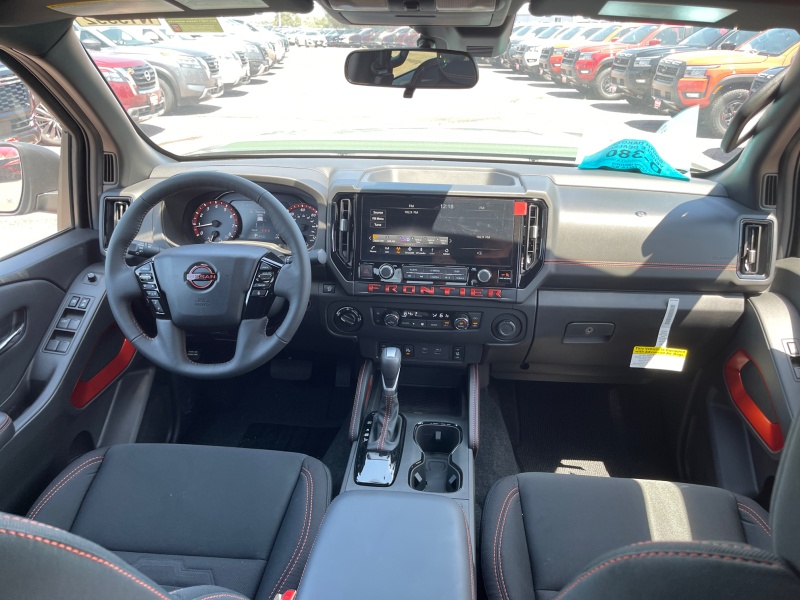 2025 Nissan Frontier