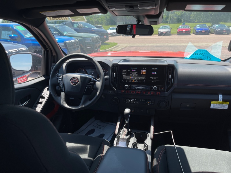 2025 Nissan Frontier