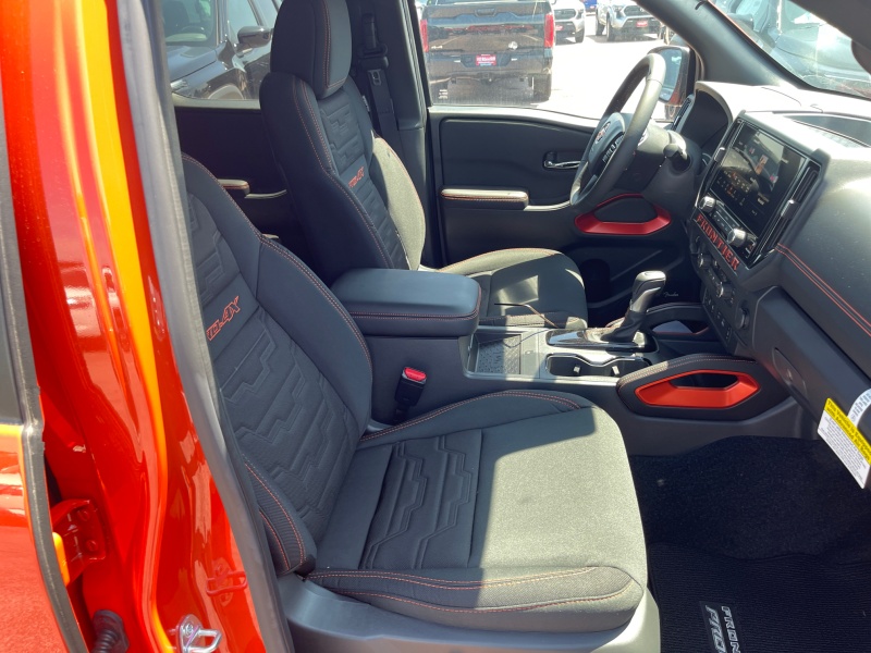 2025 Nissan Frontier