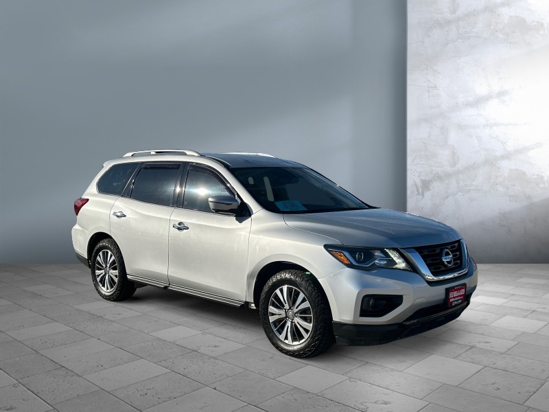 Used 2019 Nissan Pathfinder SL SUV